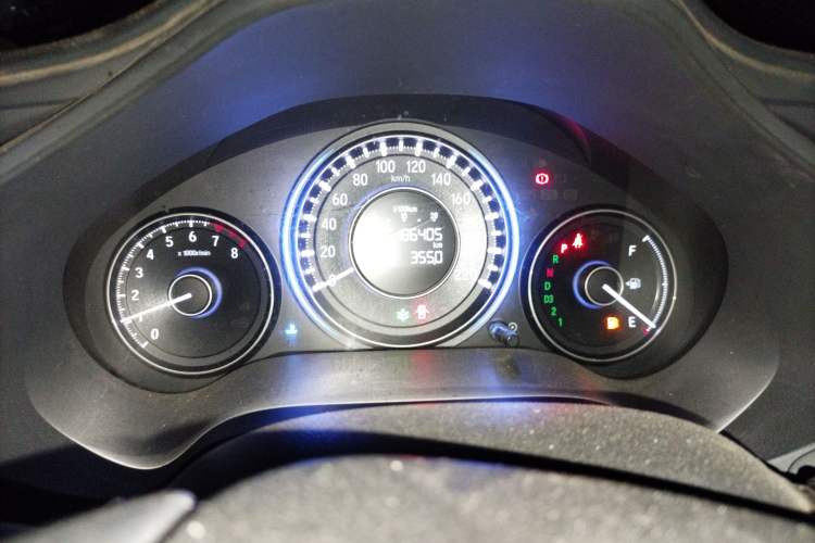 Used Honda Crider 2013 1.8L automatic luxury edition