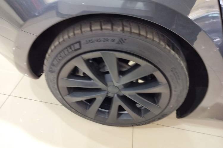 Used Tesla Model 3 2020 Refreshed Version Long-Range Rear-Wheel Drive
