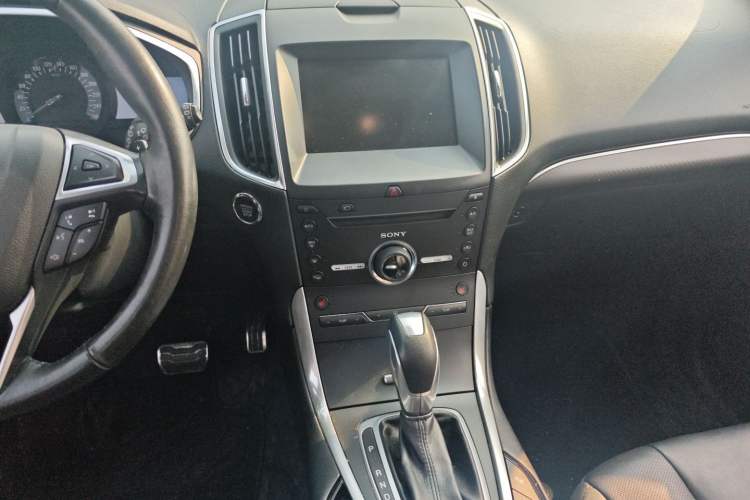 Used Ford Edge 2015 2.7T GTDi 4x4 Sporty 7-Seater
