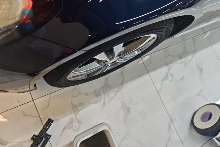 Used Mercedes-Benz C-Class 2017 Facelift C 200 L Sport Edition