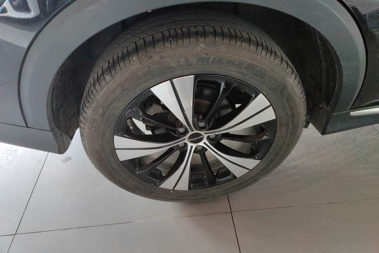 Used Roewe RX5 2020 PLUS 300TGI Automatic Ali National Trend Flagship Edition
