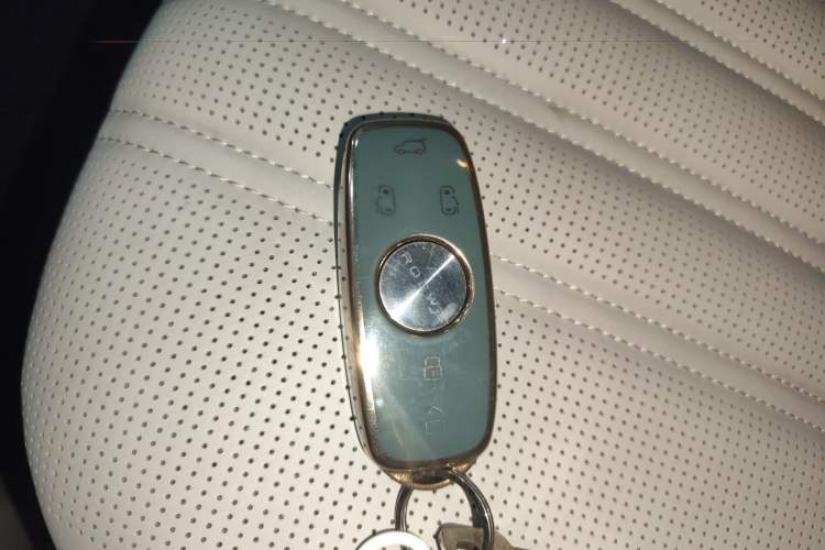 Used Roewe iMAX8 2022 400TGI Prestige Edition