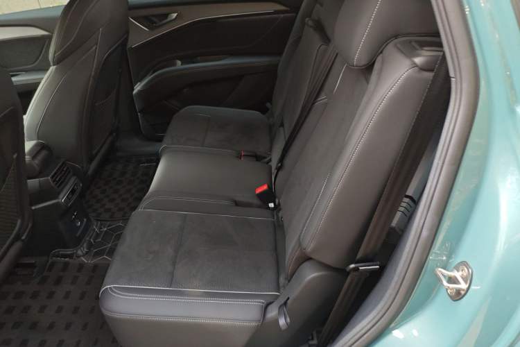 Used Audi Q5 e-tron 2022 40 e-tron Starlight Edition Mech Kit
