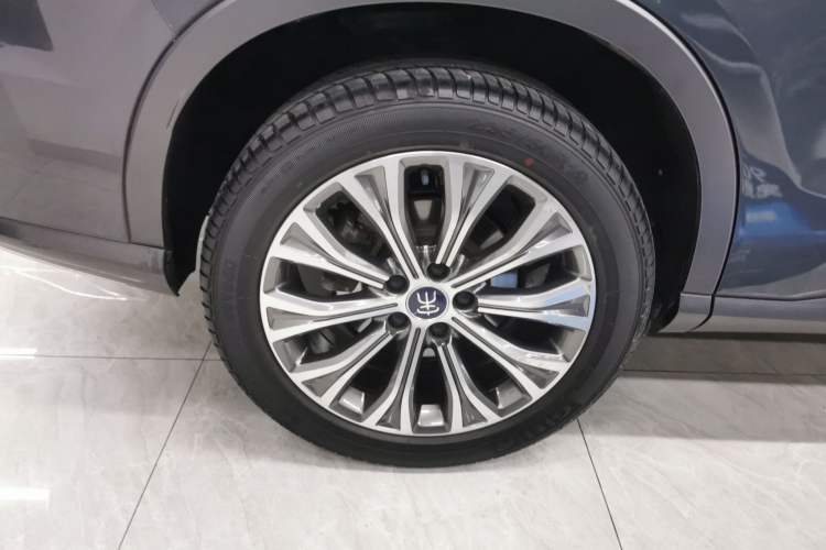 Used BYD Song Pro New Energy 2019 DM 1.5T Four-Wheel Drive Performance Edition Flagship Model
