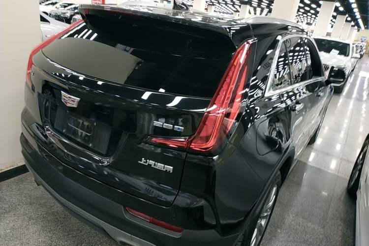 Used Cadillac XT4 2022 28T Two-Wheel Drive Prestige Version
