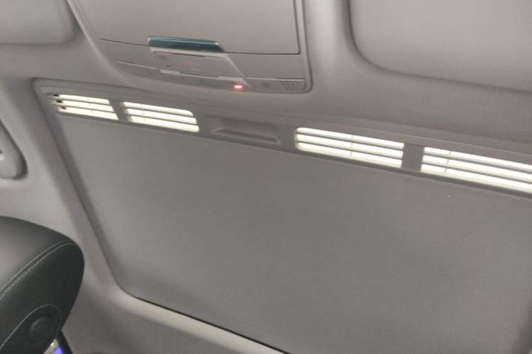 Used Mercedes-Benz C-Class 2019 C 180 L Fashion Edition Sport Version
