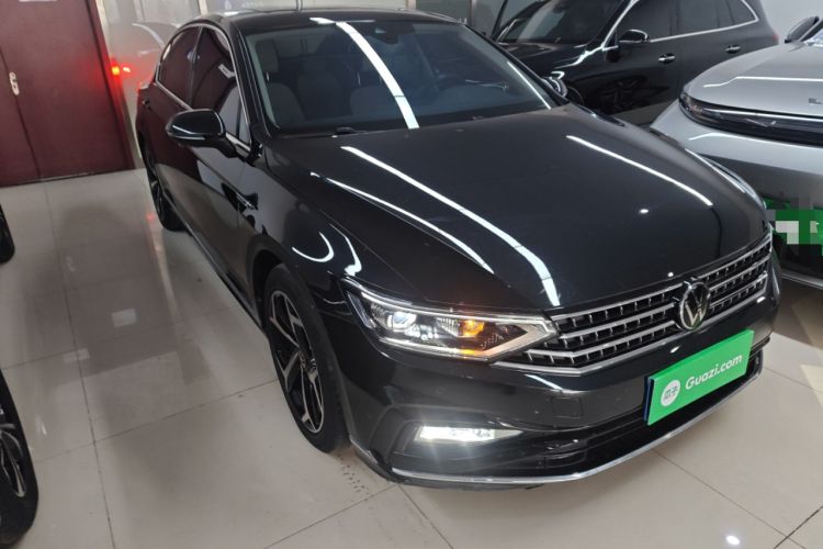 Used Volkswagen Magotan 2023 2 Million Units Commemorative Edition 330TSI DSG Luxury Version
