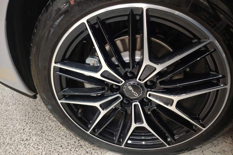 Used BYD Seal 2025 650 Zhihang Edition
