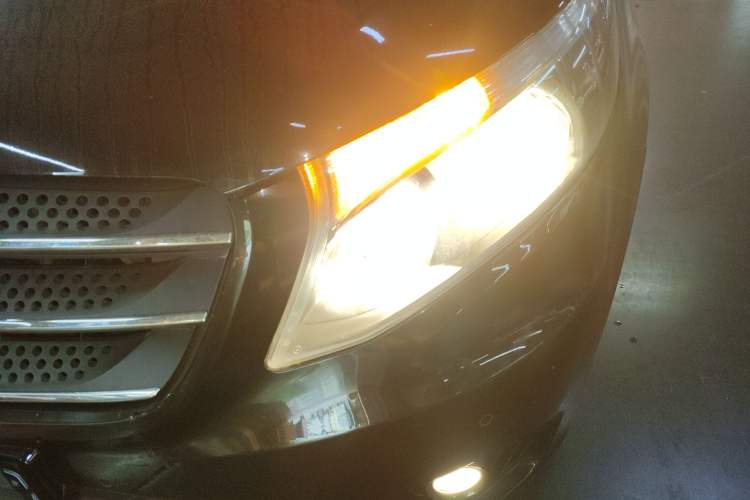 Used Mercedes-Benz Vito 2018 2.0T Business Version China V Emission Standard
