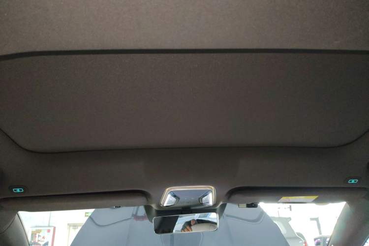 Used Denza Z9 2024 1100 km All-Wheel-Drive Ultra Version