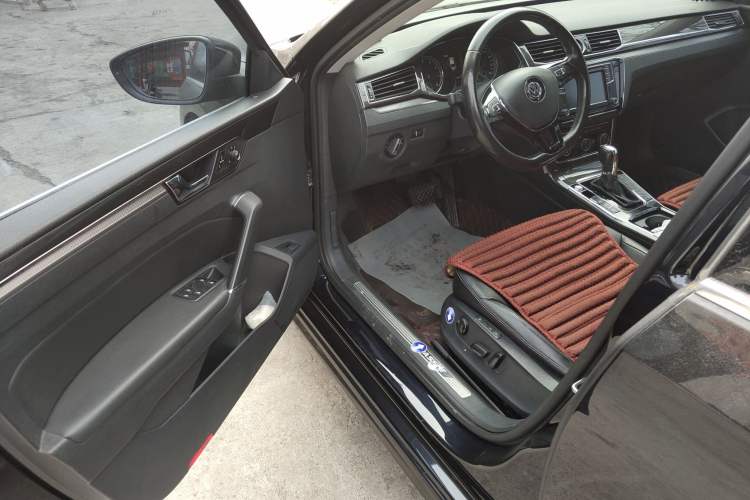 TDK.VehicleDetails.img