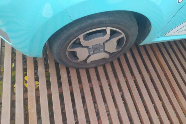 Used SOL E10X 2021 302 km Range Luxury Version 30.2 kWh