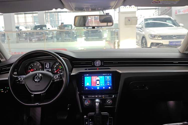 Used Volkswagen Magotan 2019 330TSI DSG Leading Edition China V Standard
