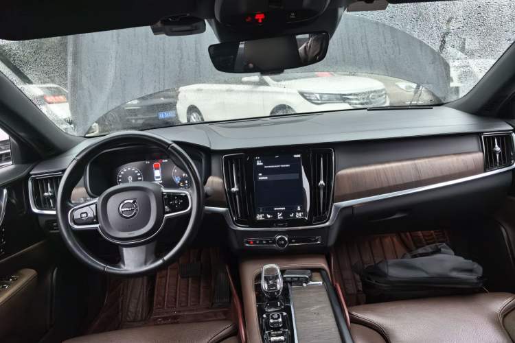 Used Volvo S90 2021 B5 Zhiyuan Luxury Edition