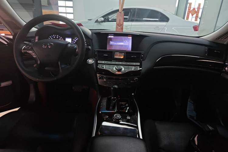 TDK.VehicleDetails.img