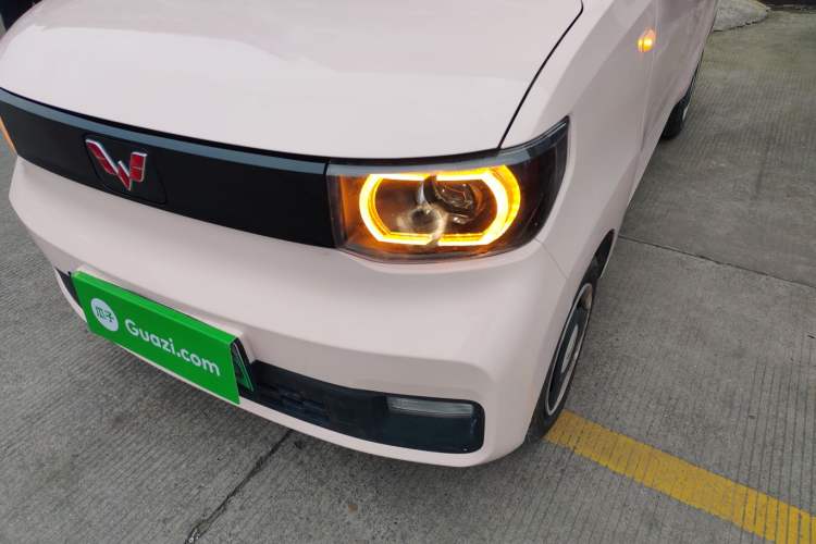 Used Wuling Hongguang MINIEV 2022 Macaron Premium Model – Lithium Ternary Battery
