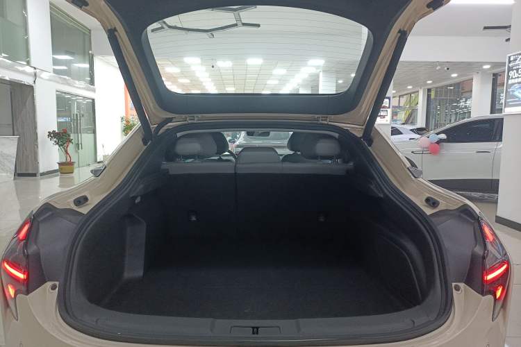 Used XPeng MONA M03 2024 620 with Ultra-Long Range