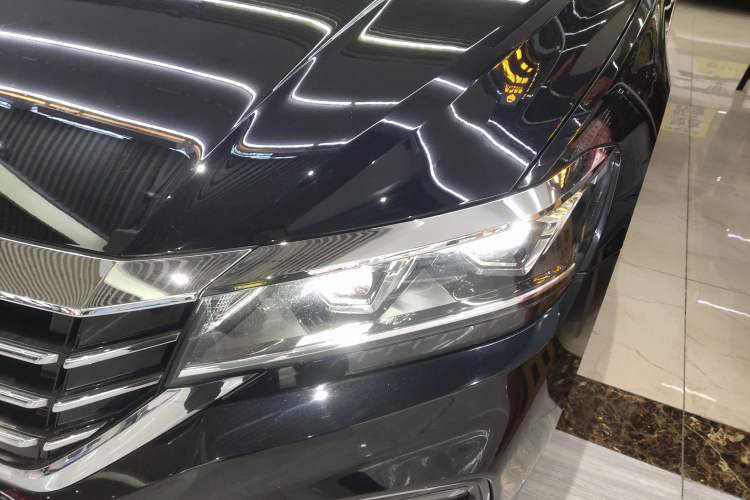 Used Volkswagen Passat 2019 280TSI Business Edition China VI
