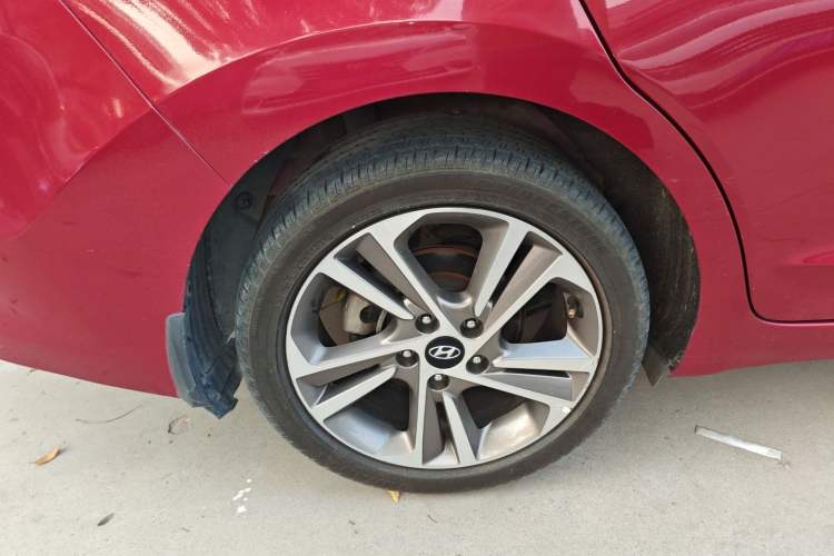 Used Hyundai Elantra 2016 1.6L Automatic ZhiXuan – Elite Version
