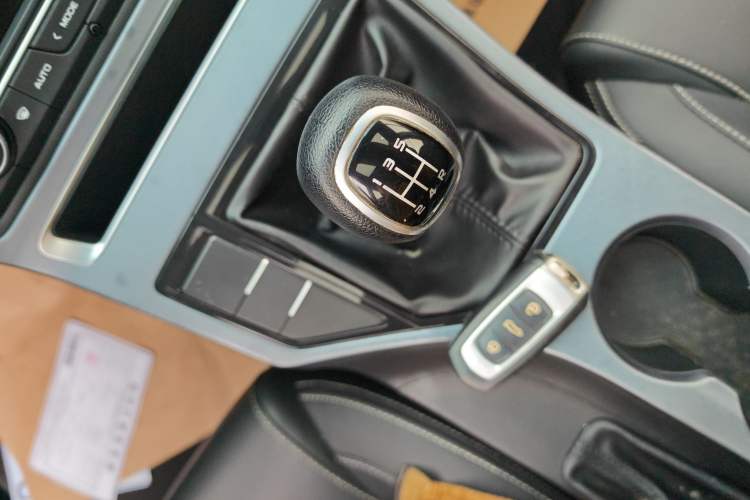 Used Geely Auto Emgrand 2018 1.5L Manual Upward Connect Edition
