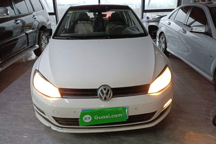 Used Volkswagen Golf 2017 230TSI Automatic Luxury Million-Vehicle Commemorative Edition
