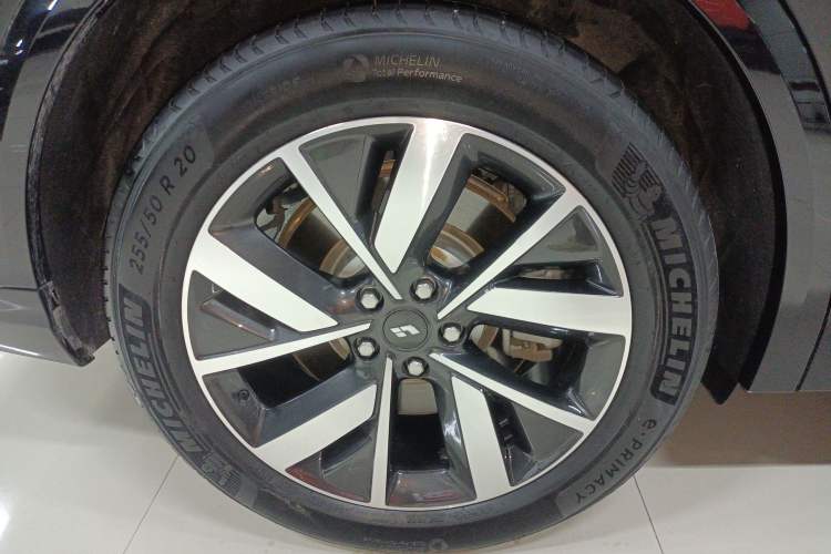 Used Li Auto L8 2023 Pro Model