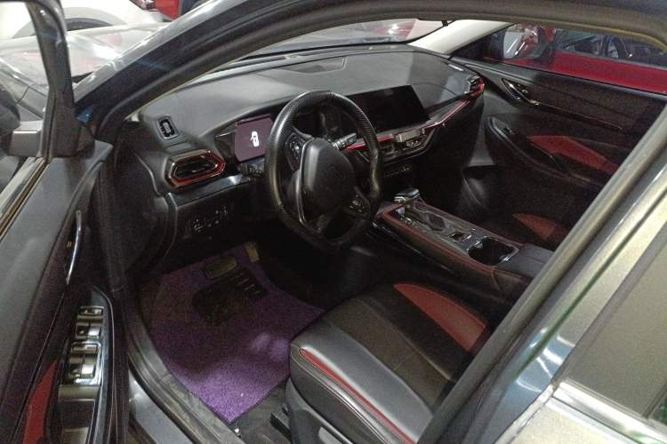 Used Oshan X5 2021 1.5T DCT Prestige Edition
