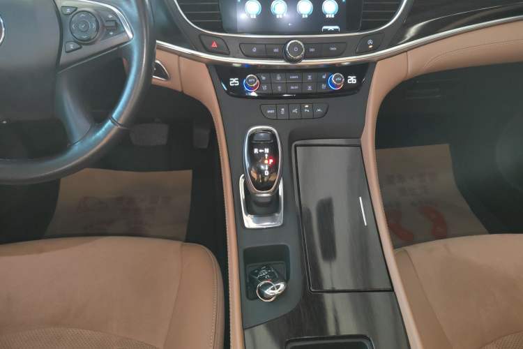 Used Buick LaCrosse 2019 28T Luxury Model