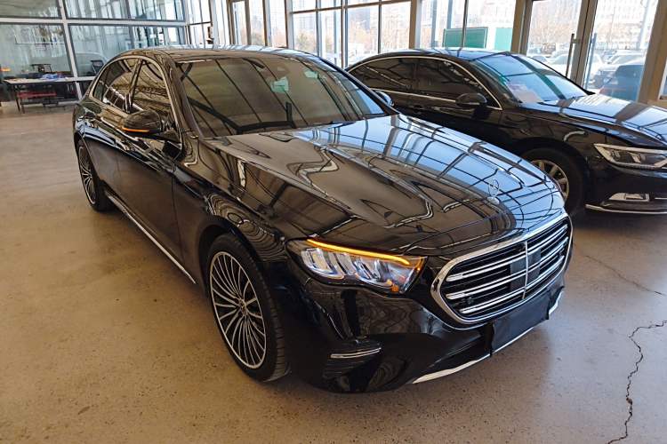 Used Mercedes-Benz E-Class 2025 Facelift E 300 L Luxury Edition
