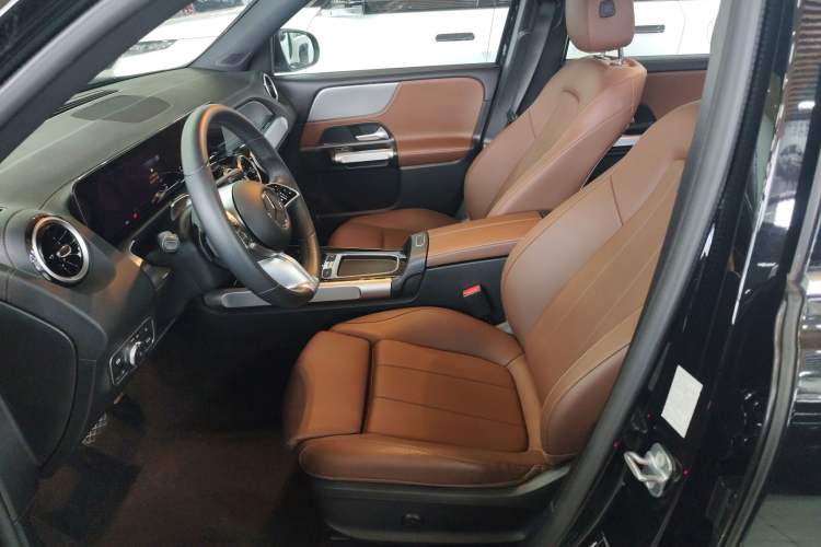 Used Mercedes-Benz GLB 2024 GLB 200 Fashion Model
