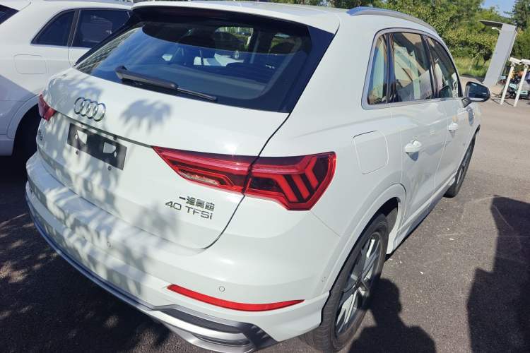 Used Audi Q3 2023 Updated 40 TFSI Fashionable and Dynamic Version
