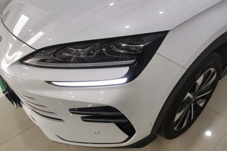 Used BYD Song PLUS New Energy 2025 DM-i Intelligent Driving 112KM Prestige Model
