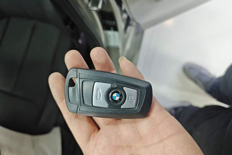 Used BMW 3 Series 2017 320Li Fashion Model
