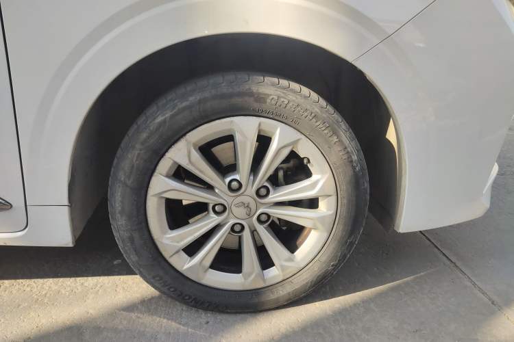 TDK.VehicleDetails.img