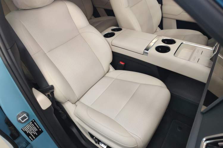 Used Li Auto L8 2024 Ultra Model