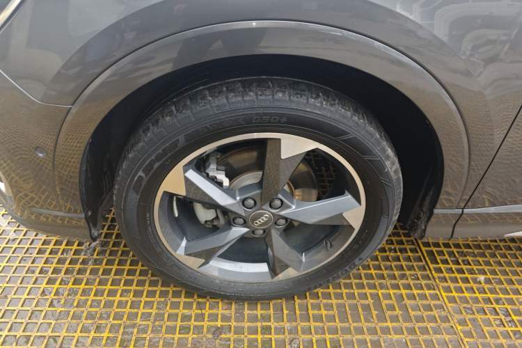 Used Audi Q3 2021 35 TFSI Fashion Dynamic Model