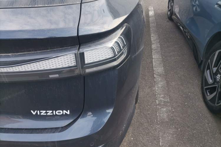 Used Volkswagen ID.7 VIZZION 2024 AIR model
