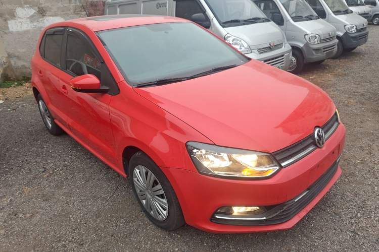 Used Volkswagen Polo 2016 1.6L Automatic Comfort Model