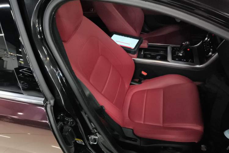 Used Jaguar XEL 2021 2.0T 250 PS R-DYNAMIC S Advanced Sport Edition
