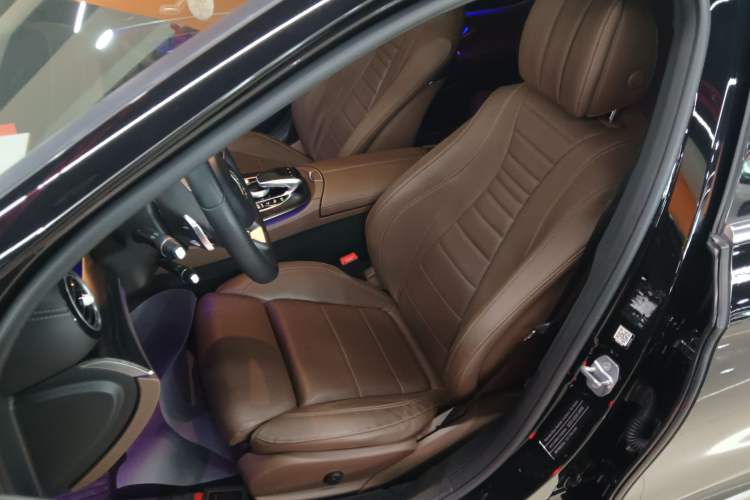 Used Mercedes-Benz E-Class 2018 Facelift E 200 L Sport Edition