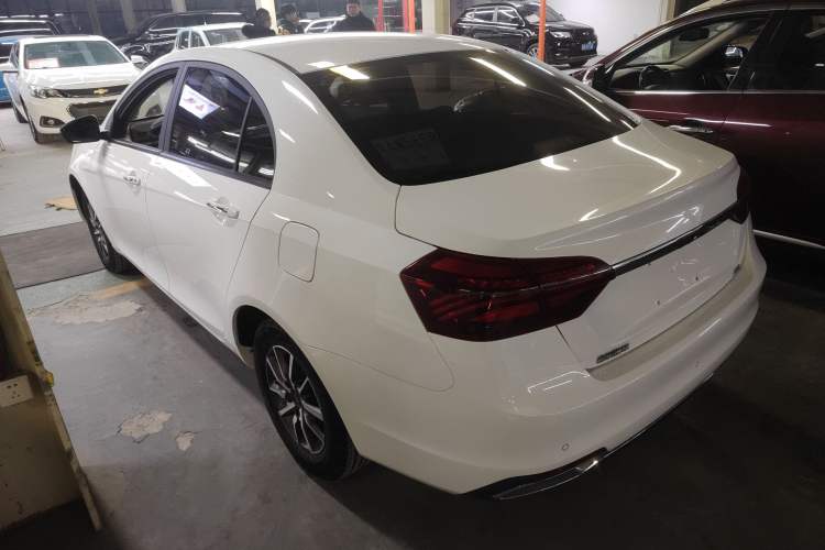 Used Geely Auto Emgrand 2019 Leading Edition 1.5L Manual Luxury Model China VI Standard

