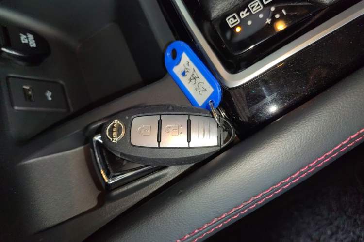 Used Nissan Qashqai 2023 Classic 2.0L CVT XV Comfort Edition
