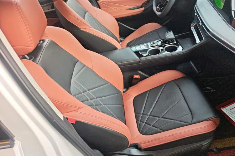 Used Changan Eado 2022 PLUS Blue Whale NE 1.4T GDI DCT Flagship Edition
