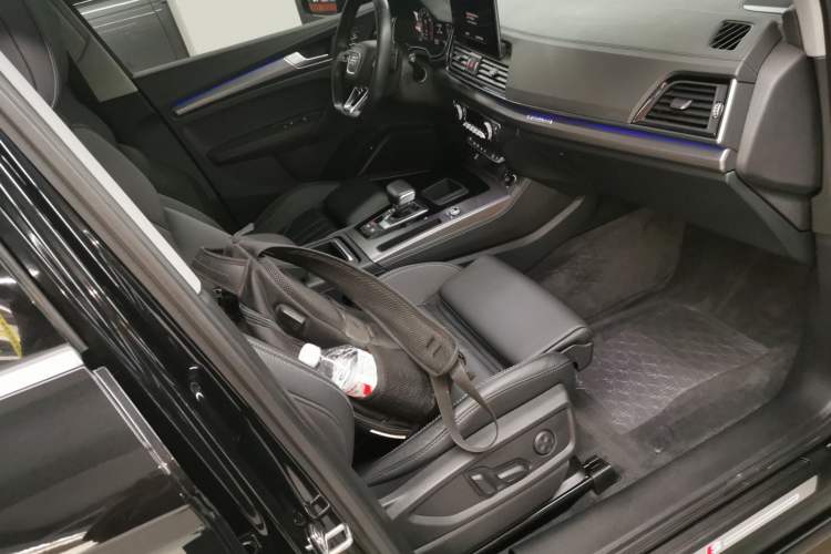 Used Audi Q5L 2022 Updated 45T Luxury Dynamic Version
