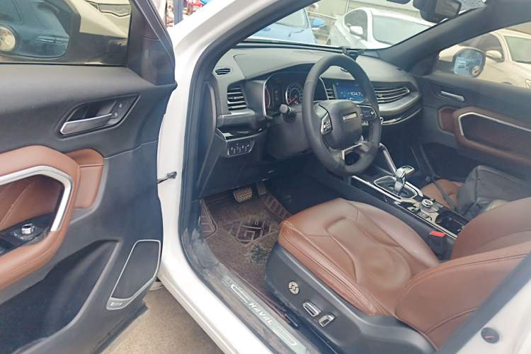 Used Haval H6 2017 Blue Label 2.0T Automatic Two-Wheel Drive Smart Edition