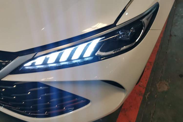 Used BYD Qin PLUS 2025 DM-i Smart Drive 55KM Leading Model
