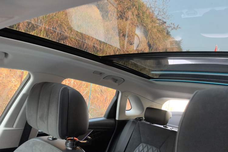 Used Hongqi HS5 2019 2.0T Smart Connect Flagship Edition
