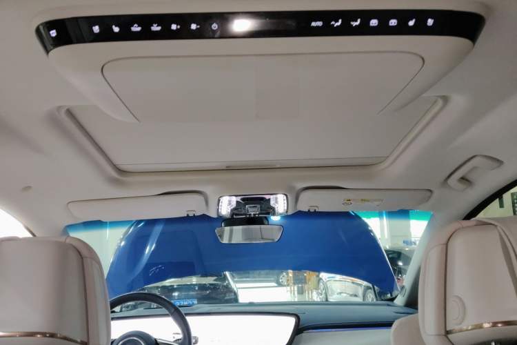 Used Buick GL8 New Energy 2024 Lu Zun Luxury Edition 6-Seater
