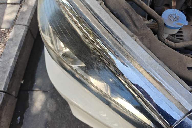 Used Venucia T70 2020 1.6L Manual Luxury Edition China V Standard
