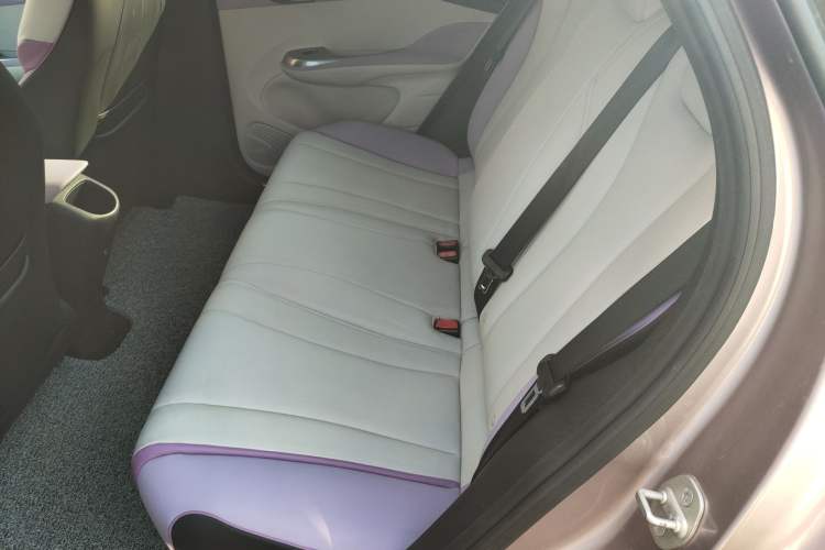 Used BYD Dolphin 2021 405 km Fashion Edition
